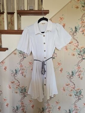 Mint White Button-Front Mini Dress with Puff Sleeves